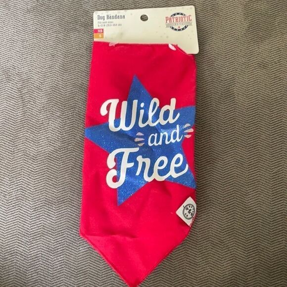🌼3/$15🌼 Wild & Free Dog Bandana - Picture 1 of 3